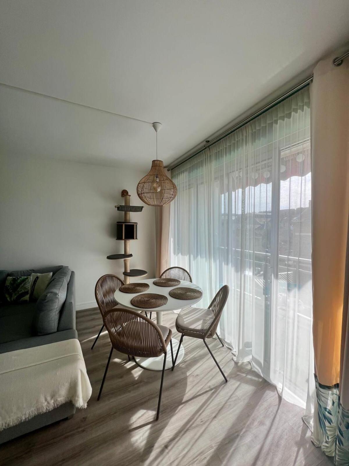 Casa Bert - T2 Avec Parking&Balcon En Centre Ville Бриве-ла-Гаилларде Экстерьер фото